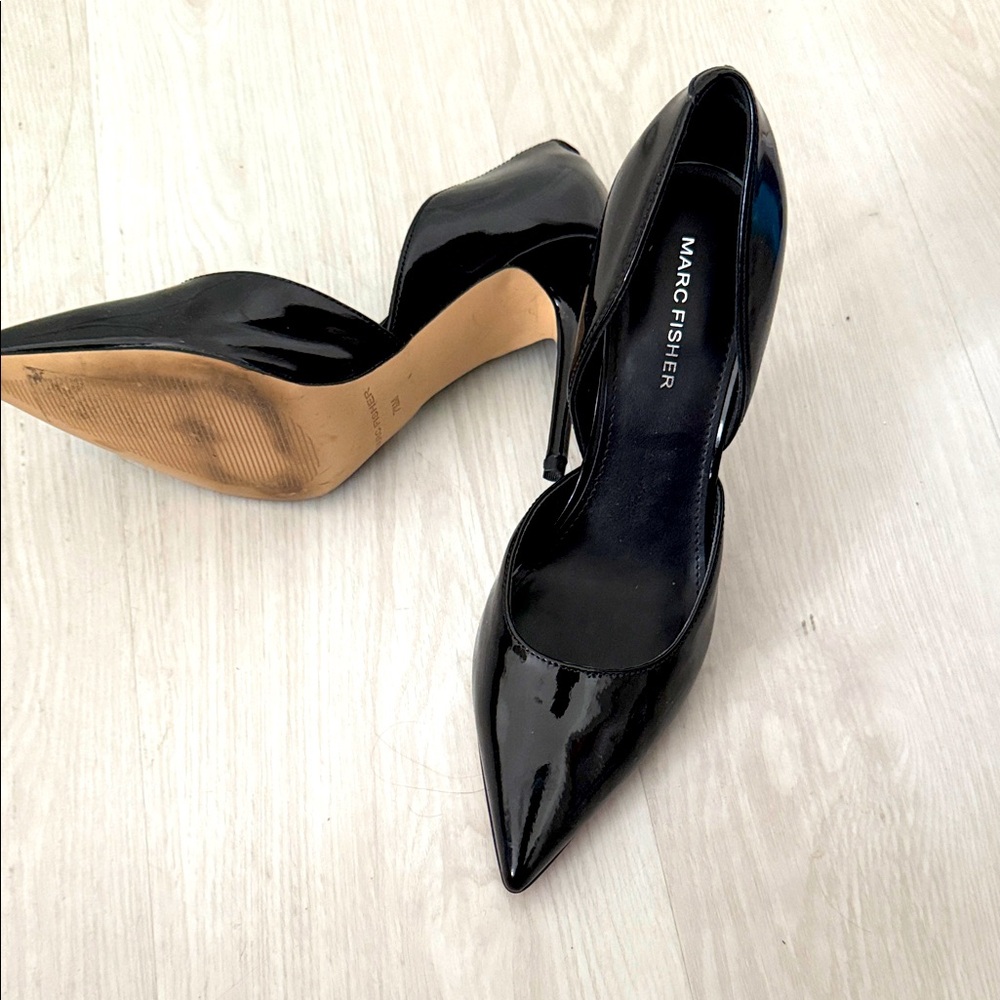 Marc Fisher Glossy Black Heels